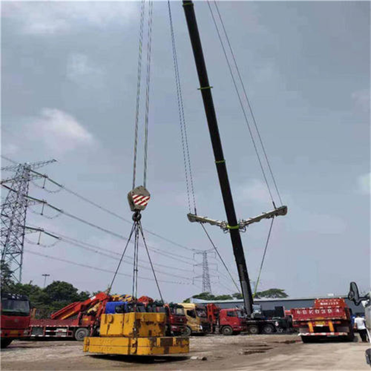 阜龙乡风电设备吊装